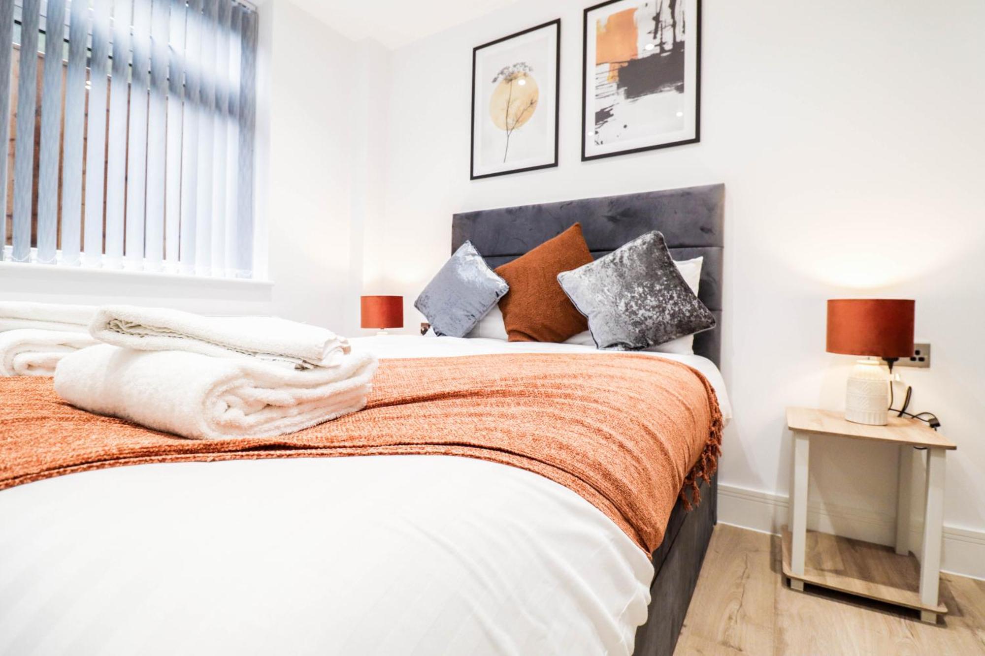 Modern 1-Bed Apartment In Buckinghamshire With Free Wifi, Parking & Garden High Wycombe Exterior foto
